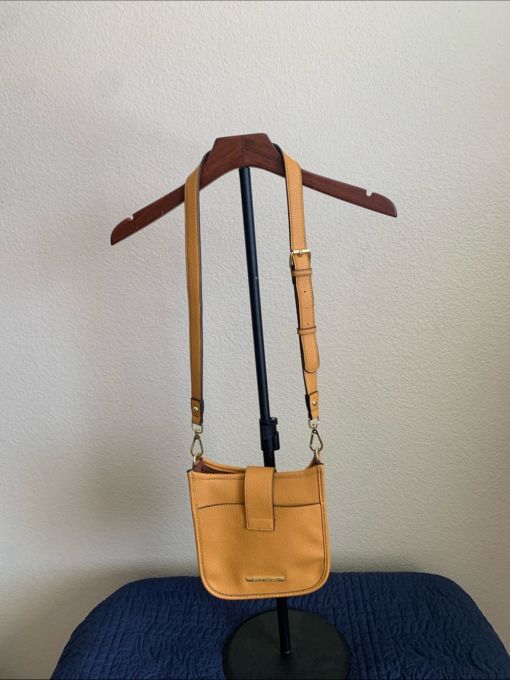 Steve Madden  Crossbody Bag